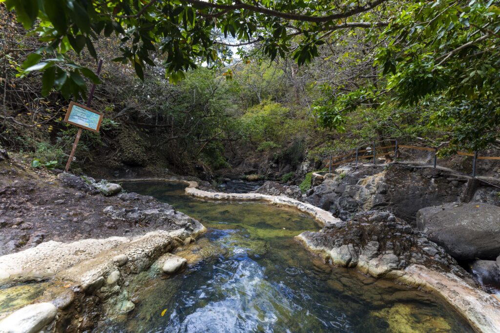 swiss-travel-costa-guanacaste-volcano6 (1)-min